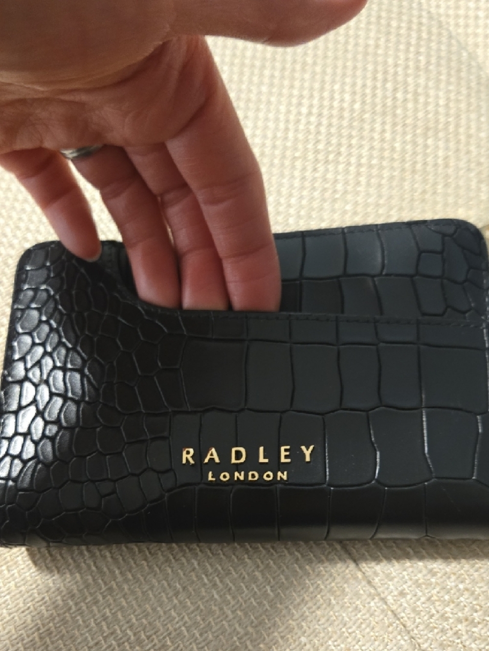 RADLEY LONDON Pockets 2.0 Faux Croc Mini Bifold Wallet In Black - Picture 2 of 15
